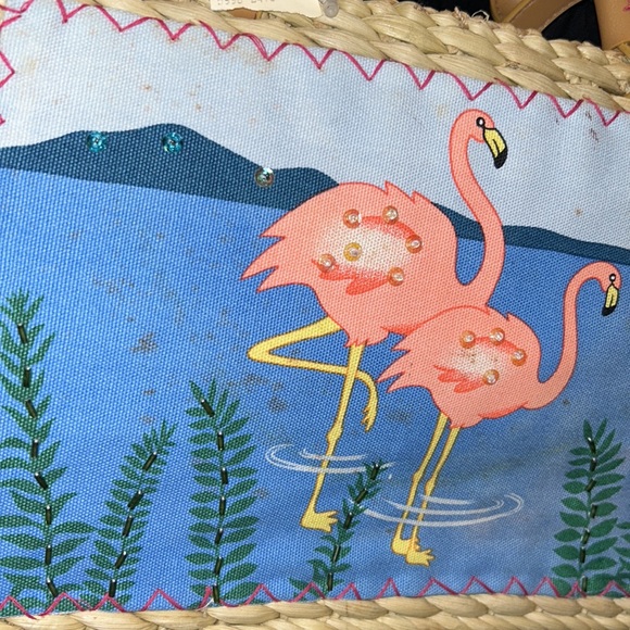 FINAL MARKDOWN ONE DAY SALE! NWT Straw Bag w PINK FLAMINGOS - Picture 2 of 8